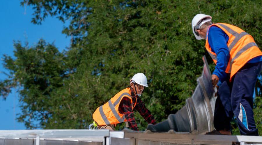 Professional new roof installation services in Fruitland, WA